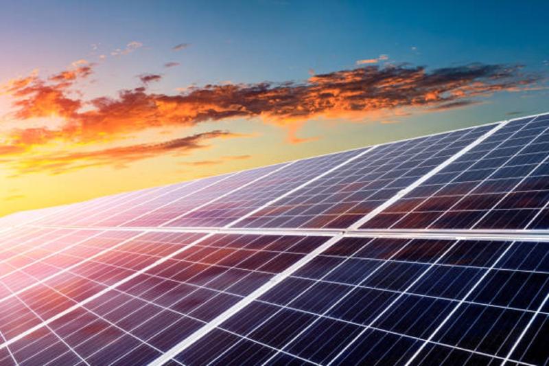 Diez personas desempleadas de Avilés se formarán en montaje de estructuras solares